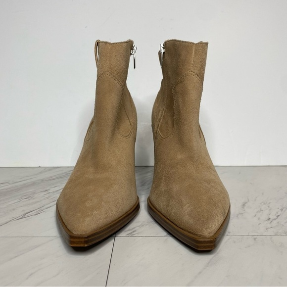 New! Vince Camuto Gredile Tan Suede Pointy Toe Bootie 11M - Picture 2 of 16